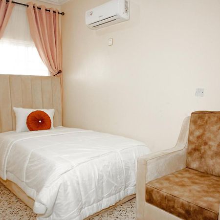 אבוג'ה Nexus Xpress Hotel מראה חיצוני תמונה