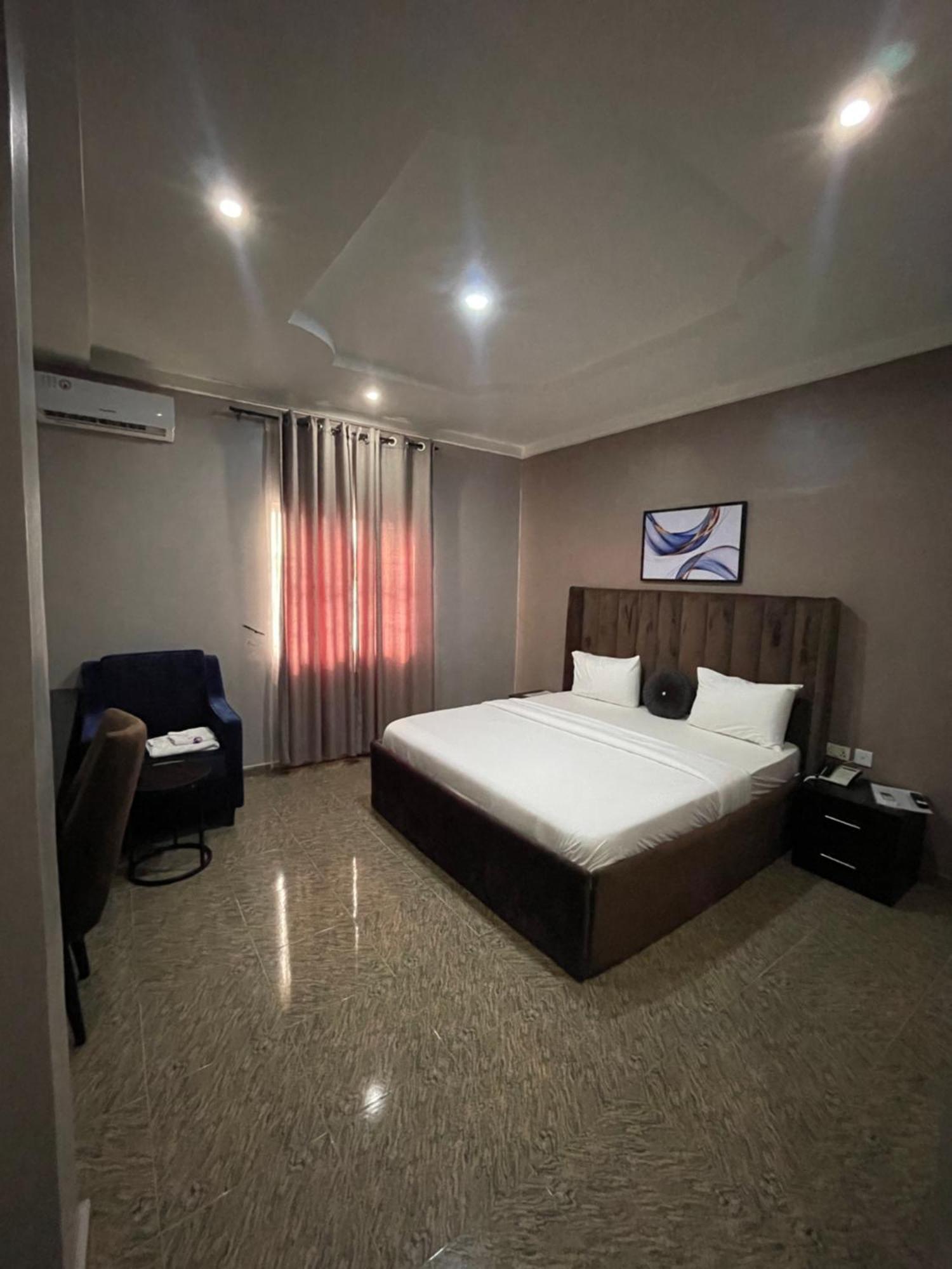 אבוג'ה Nexus Xpress Hotel מראה חיצוני תמונה