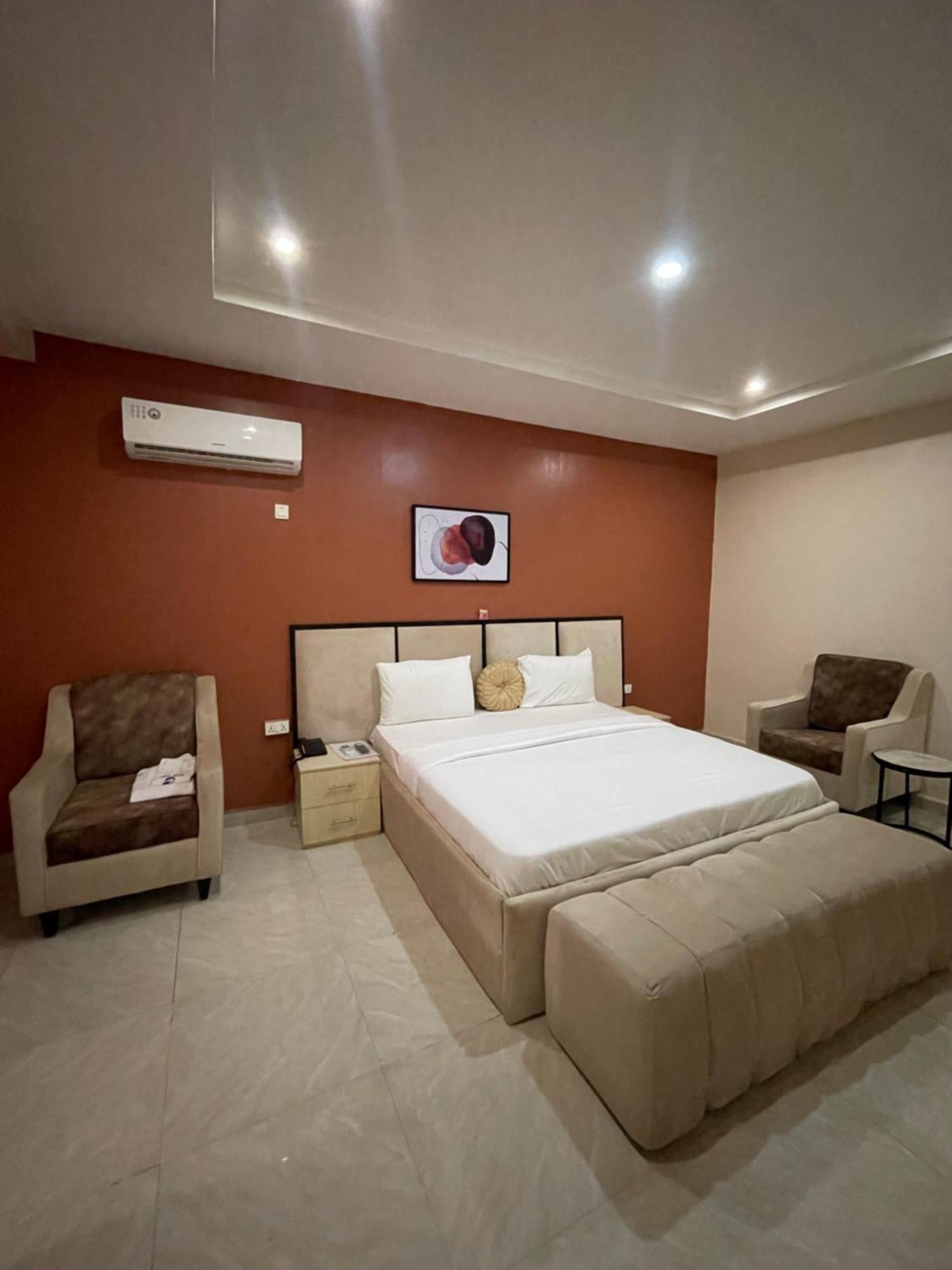 אבוג'ה Nexus Xpress Hotel מראה חיצוני תמונה