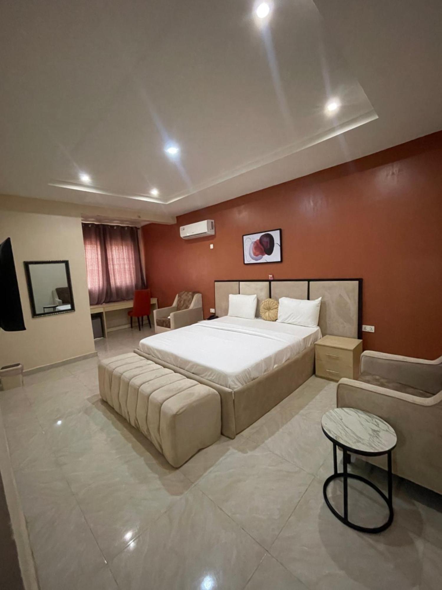 אבוג'ה Nexus Xpress Hotel מראה חיצוני תמונה
