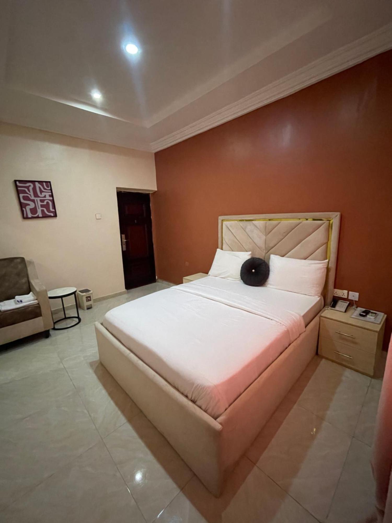 אבוג'ה Nexus Xpress Hotel מראה חיצוני תמונה