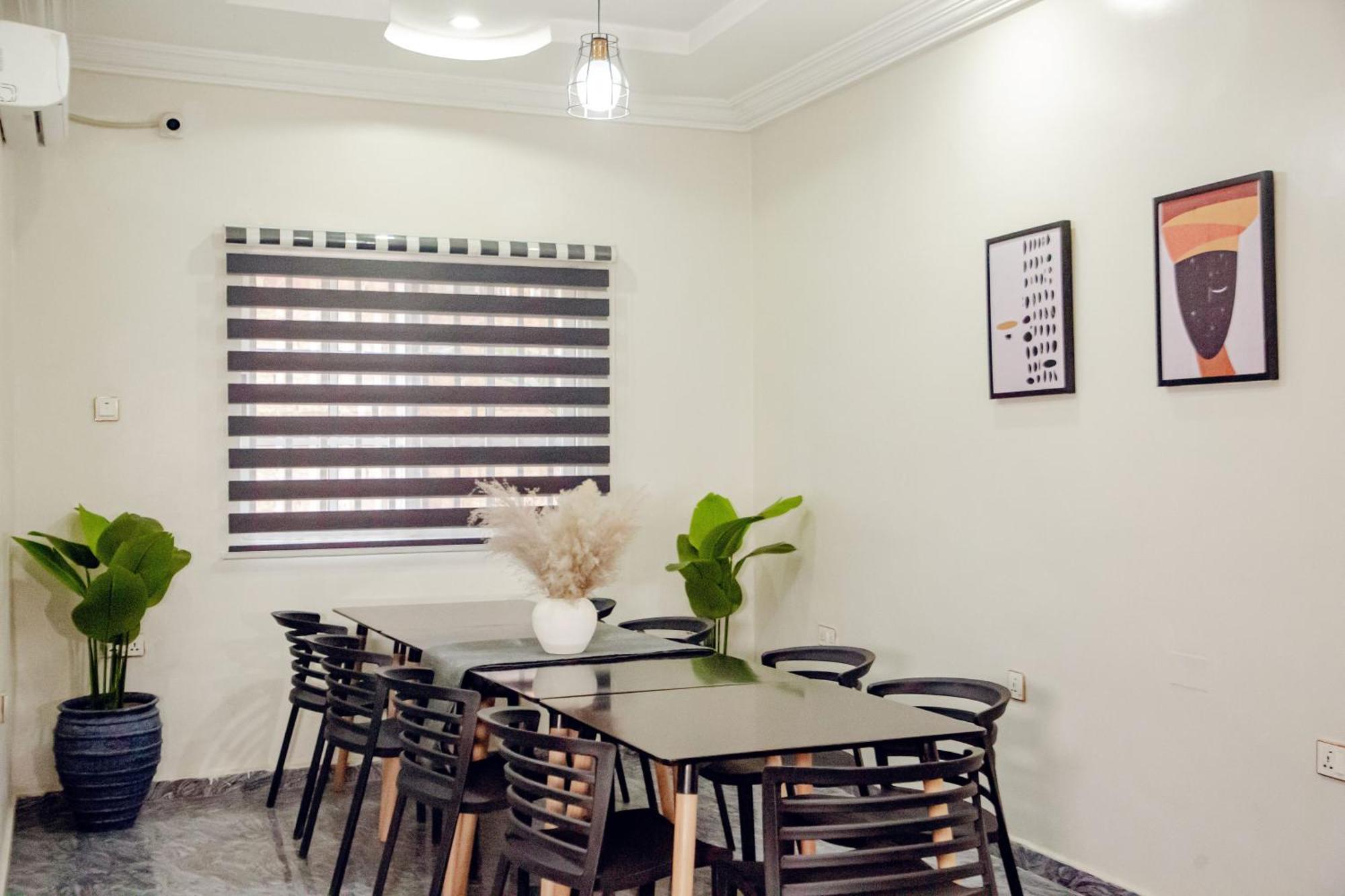 אבוג'ה Nexus Xpress Hotel מראה חיצוני תמונה