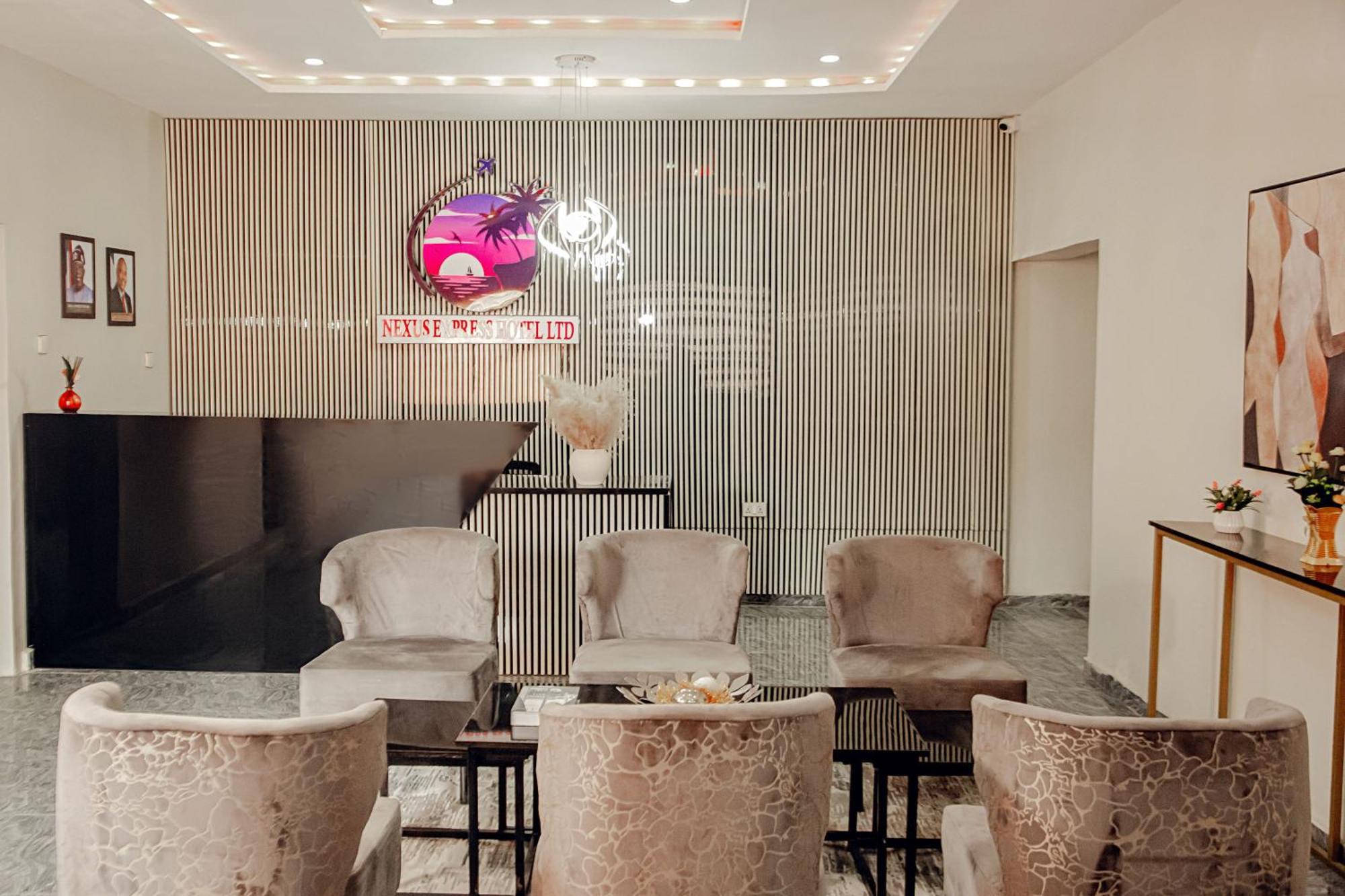 אבוג'ה Nexus Xpress Hotel מראה חיצוני תמונה